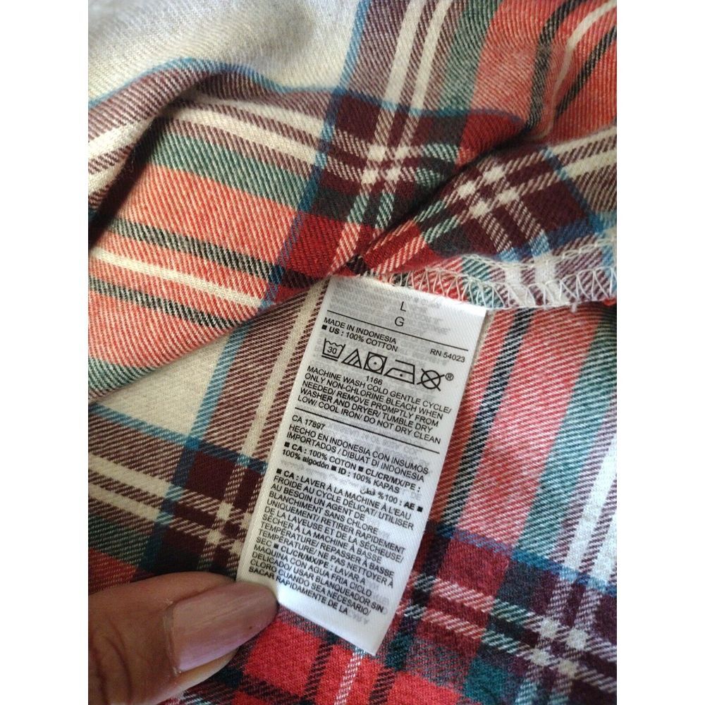 Old Navy The Classic Shirt Woman's L Red Plaid Button Up Western Autumn‎ Rodeo - Picture 7 of 7